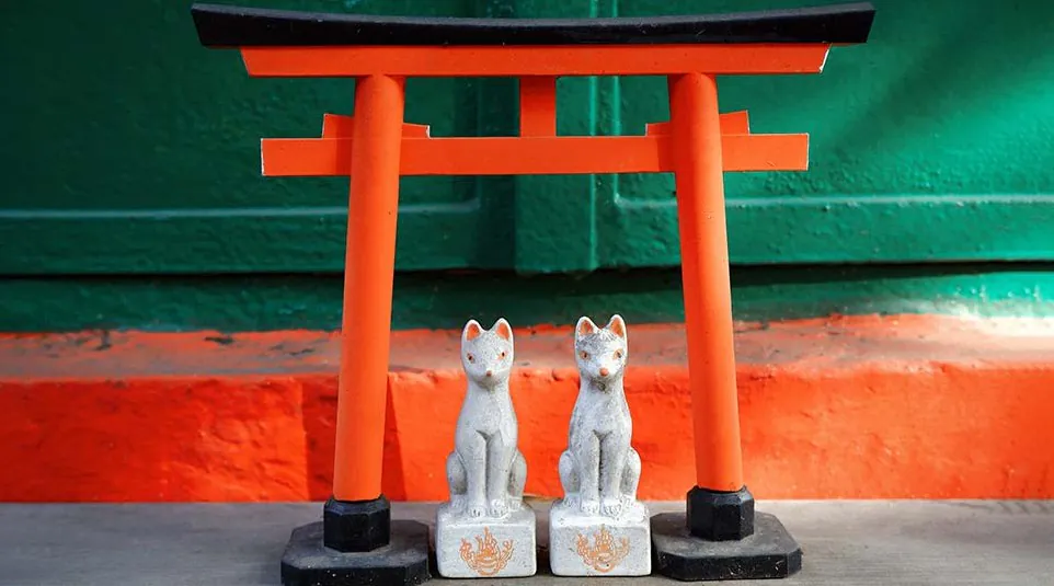 inari-kitsune-statue